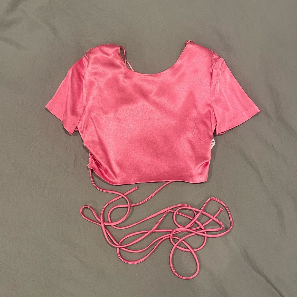 NWOT Zara cropped top (s)